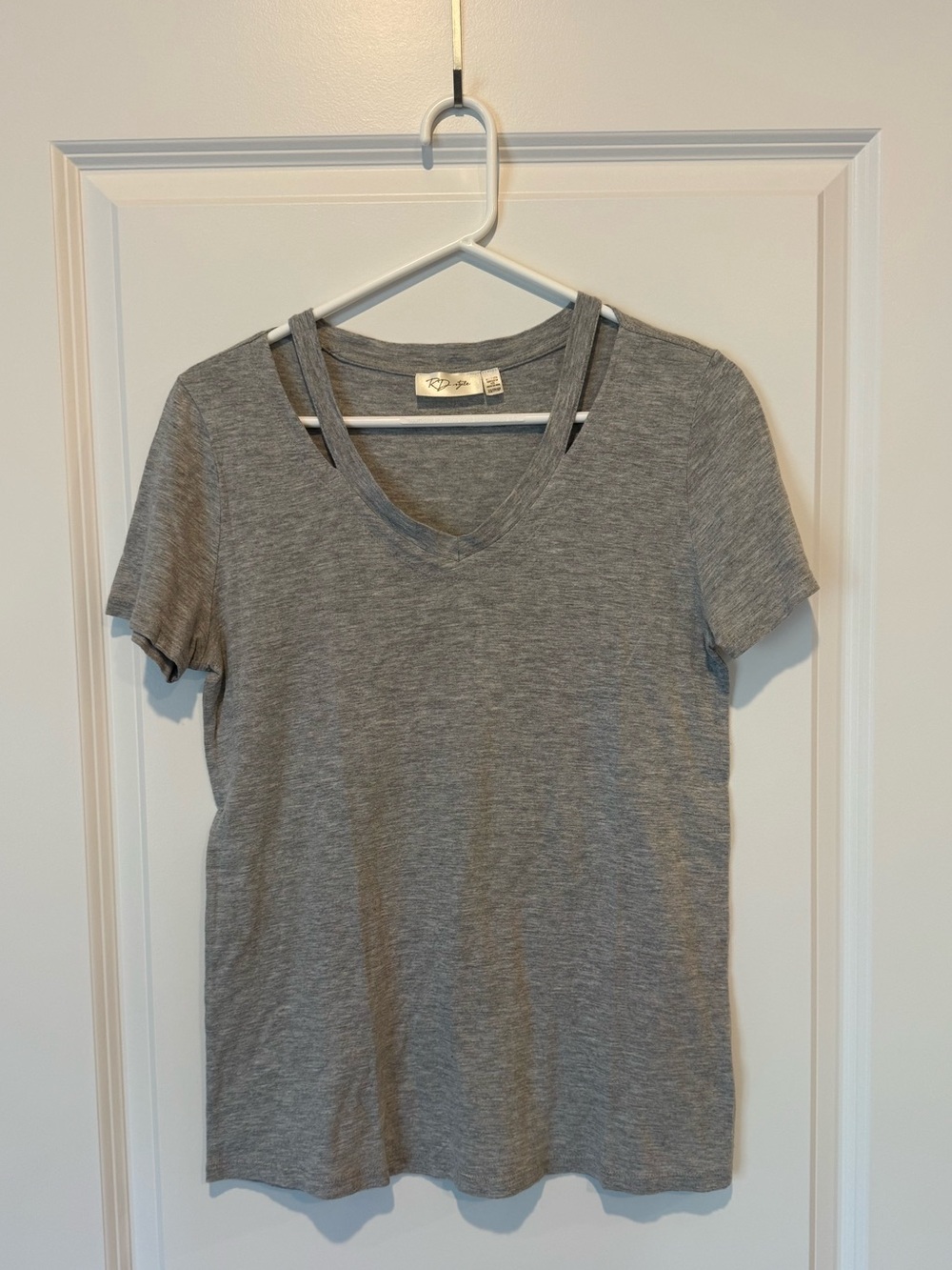RD Style Grey V-Neck Short Sleeve Tee with Double-Strap Detail